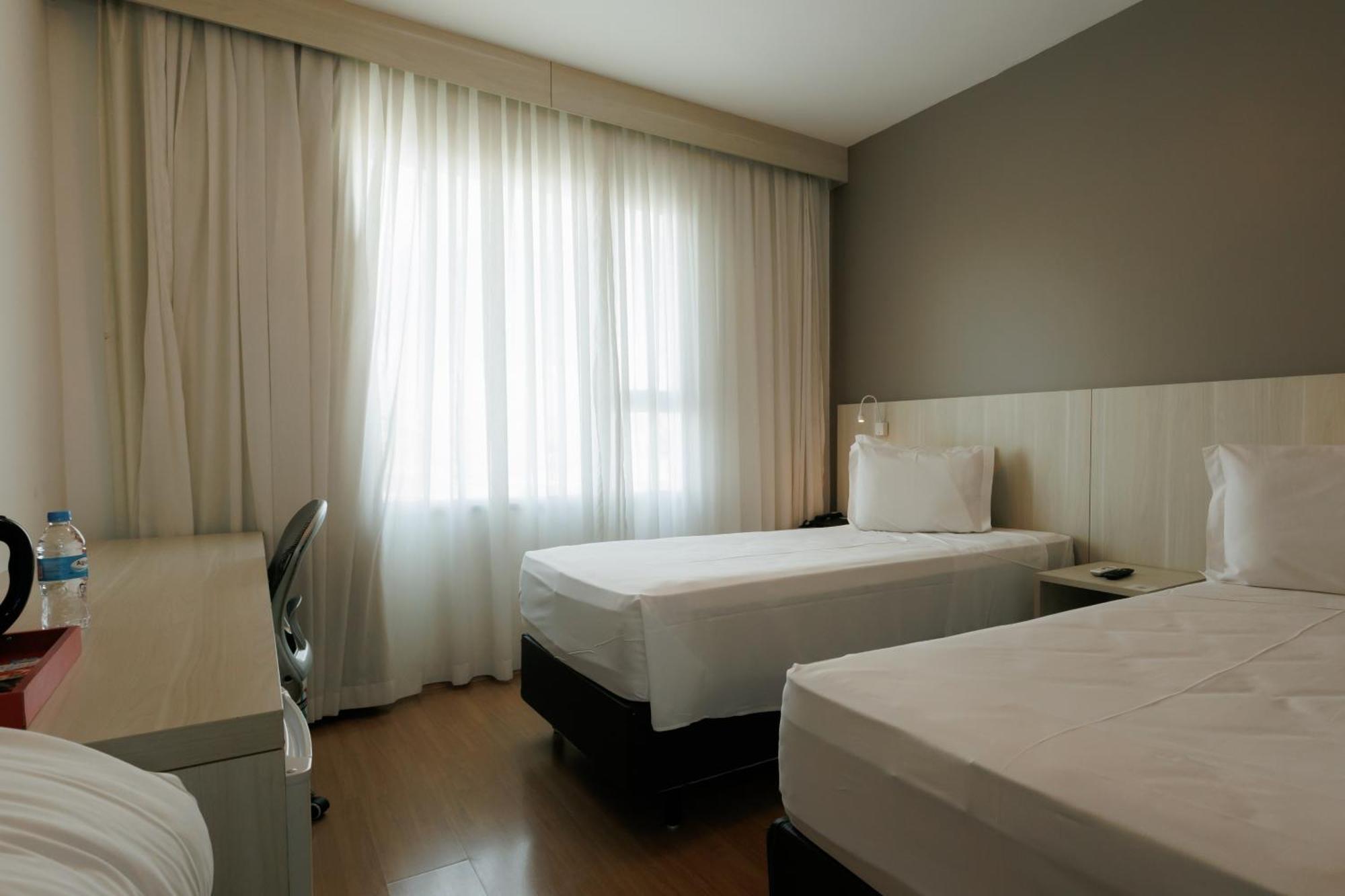 Ramada Encore By Wyndham Minascasa