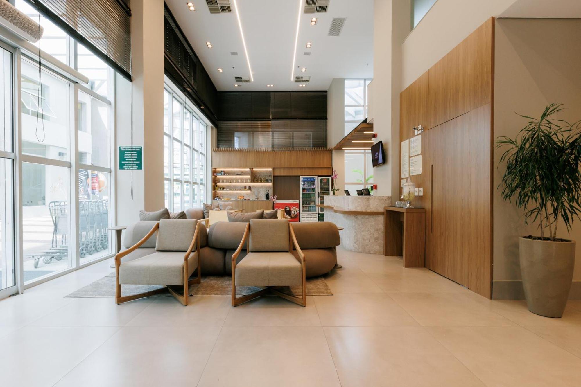 Esuites Minascasa
